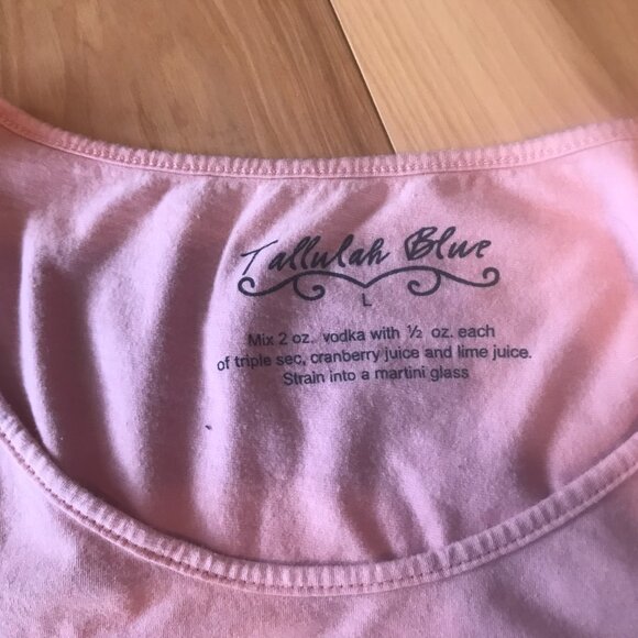 Reworked Flannel Shirt, Size S to M: Upcycled Oversized Cosmopolitan Graphic Tee - Picture 9 of 12